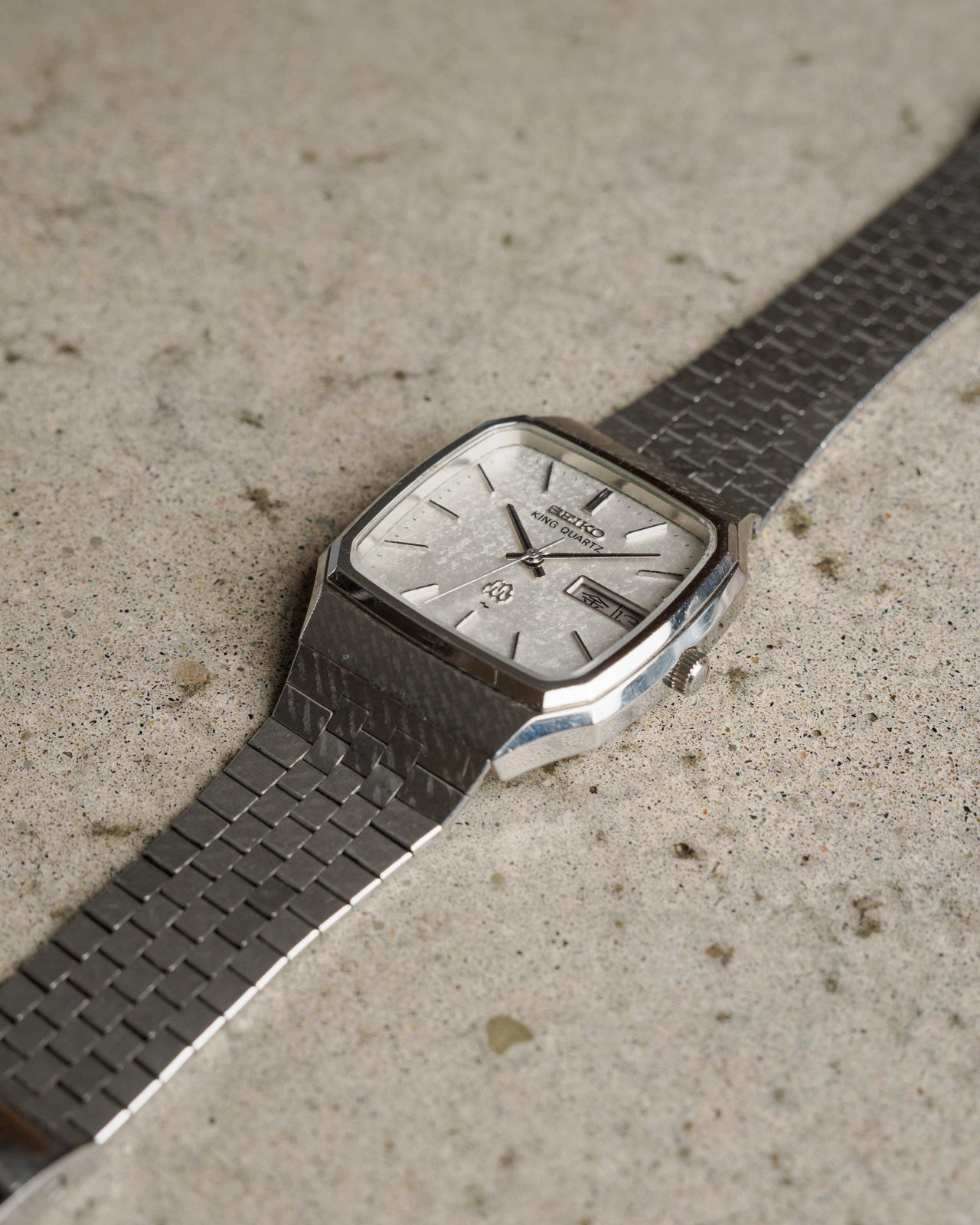 Seiko King Quartz Silver TV Dial