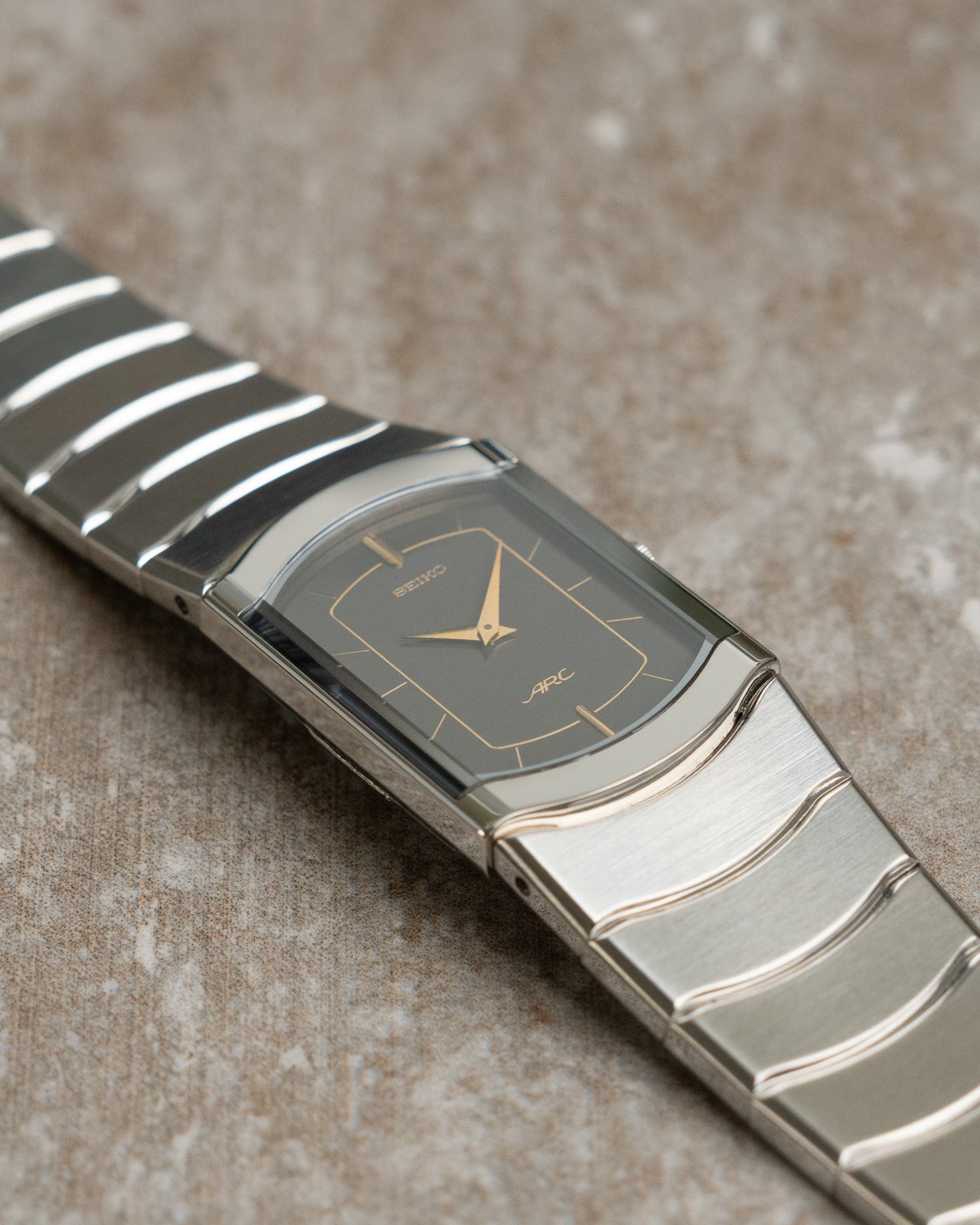 Seiko Arc Bracelet Black Dial