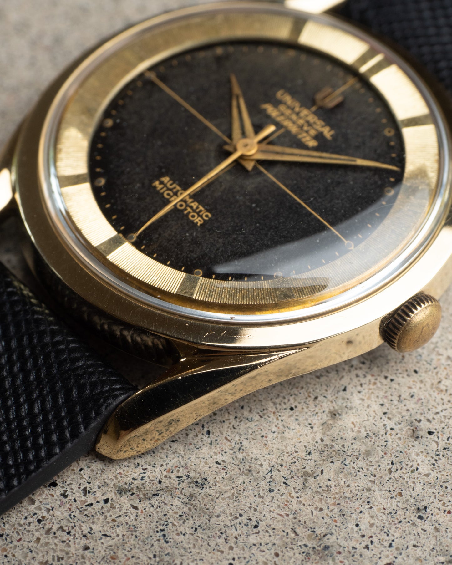 Universal Genève Polerouter Microtor cal.215-9