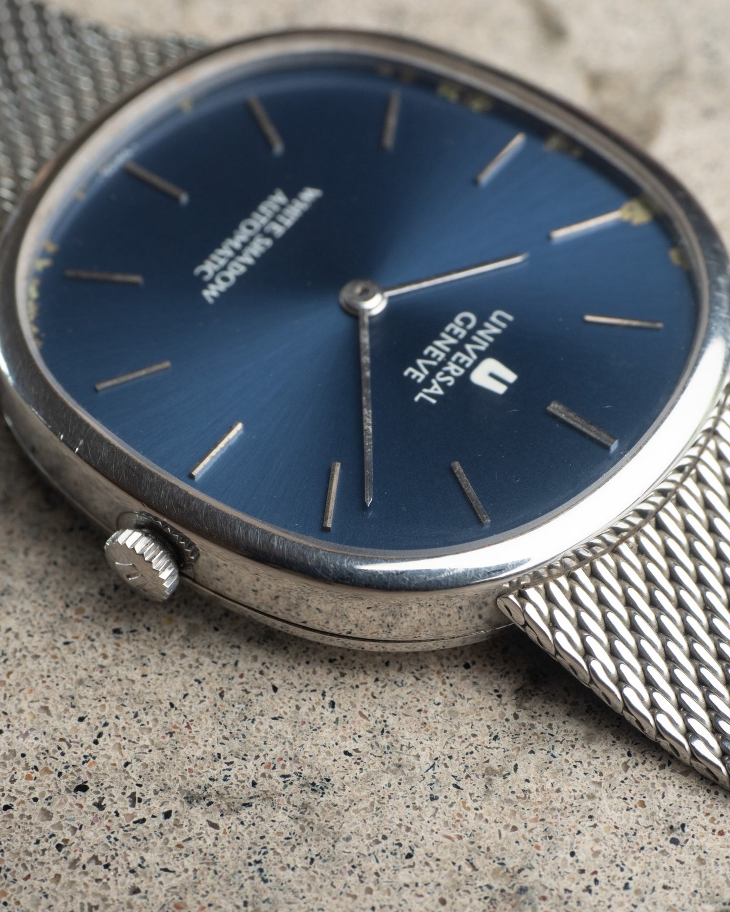 Universal Geneve White Shadow Ellipse