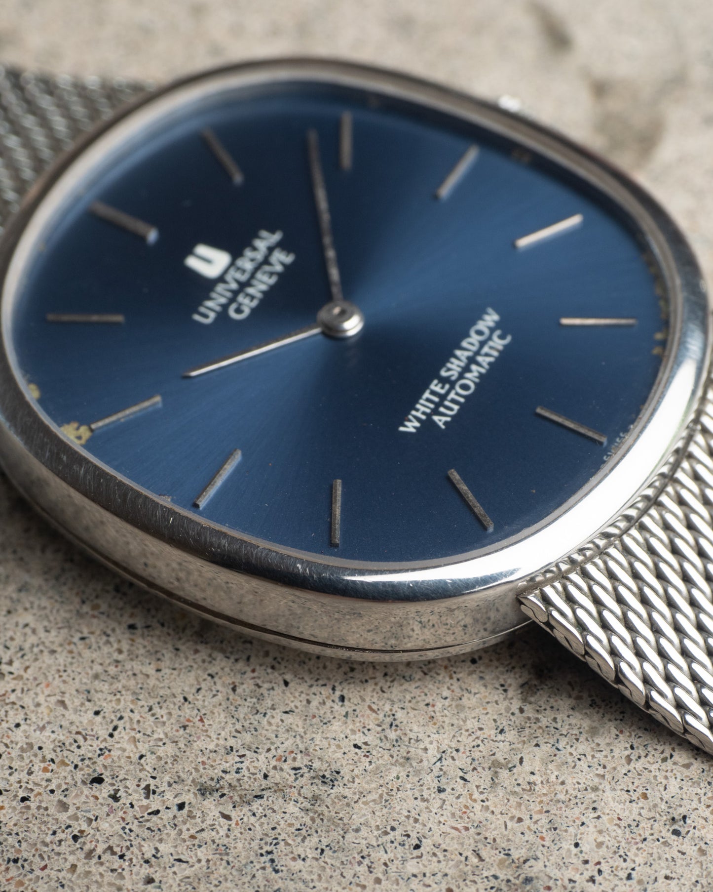 Universal Geneve White Shadow Ellipse