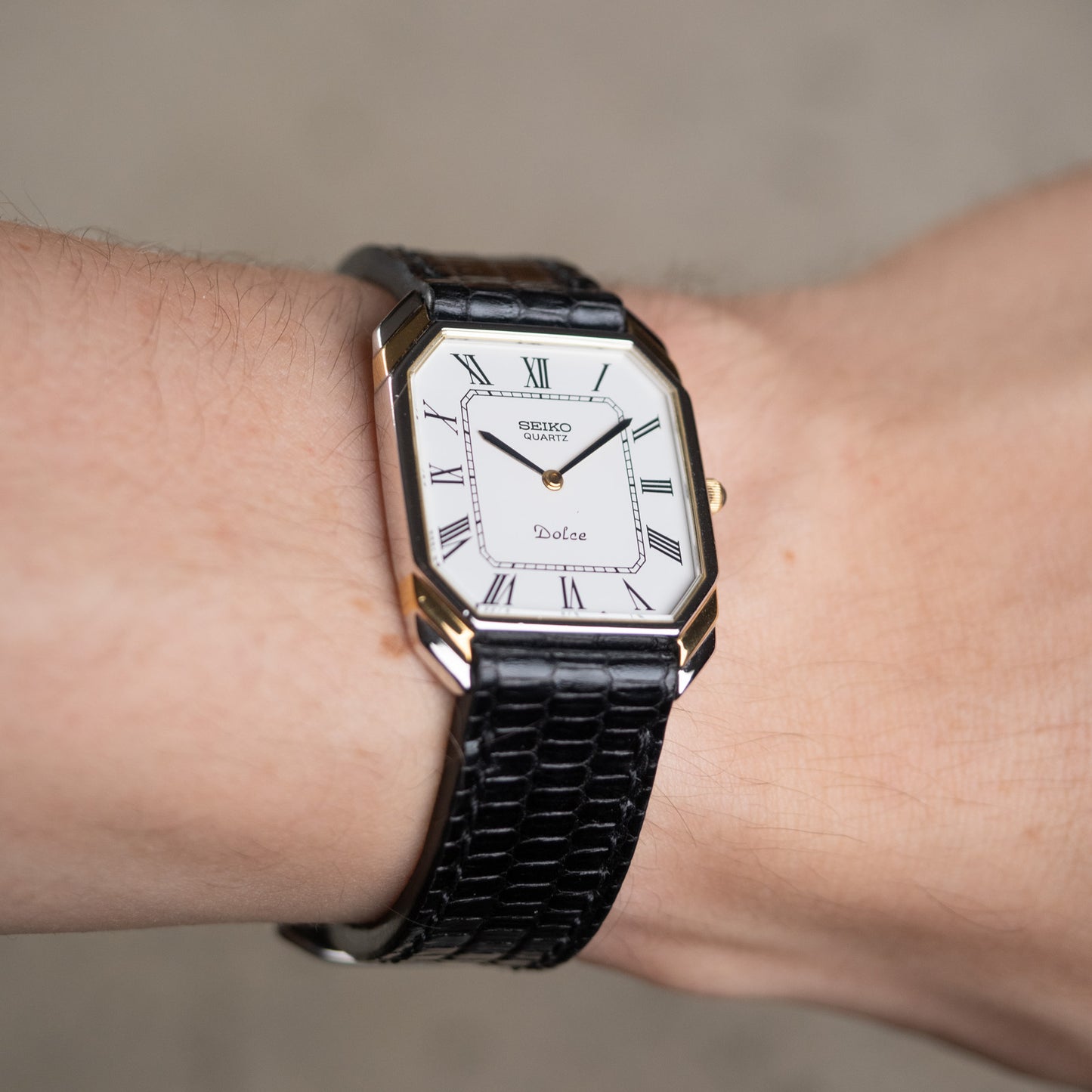 Seiko Dolce Two-Tone stepped case